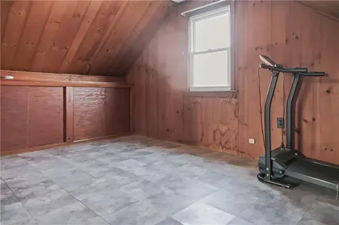 27 Ruth Street Pawtucket RI 02861