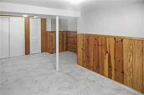 27 Ruth Street Pawtucket RI 02861