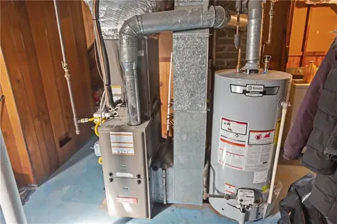 27 Ruth Street Pawtucket RI 02861