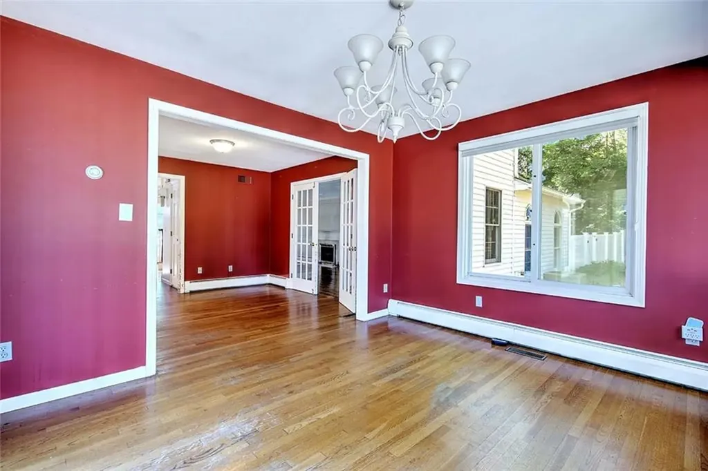 66 Dagnillo Drive Warwick RI 02818