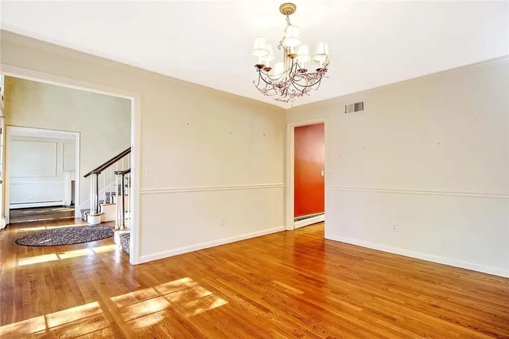 66 Dagnillo Drive Warwick RI 02818