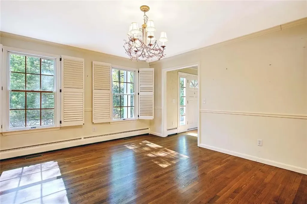 66 Dagnillo Drive Warwick RI 02818