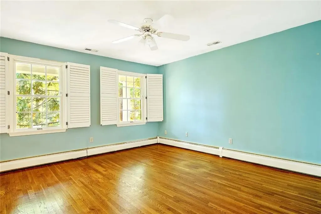 66 Dagnillo Drive Warwick RI 02818