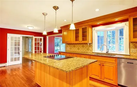 66 Dagnillo Drive Warwick RI 02818