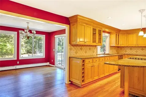 66 Dagnillo Drive Warwick RI 02818