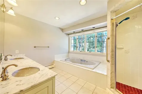 66 Dagnillo Drive Warwick RI 02818