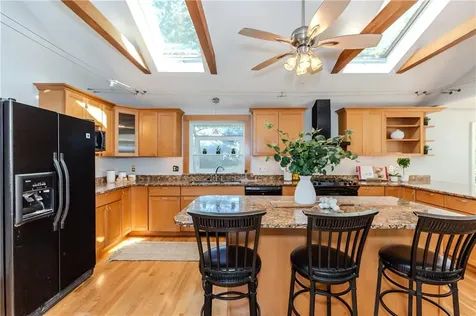 63 Duck Cove Road North Kingstown RI 02852