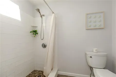 63 Duck Cove Road North Kingstown RI 02852