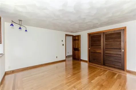 63 Duck Cove Road North Kingstown RI 02852