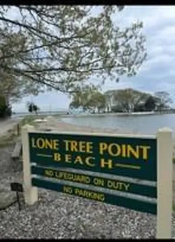 63 Duck Cove Road North Kingstown RI 02852