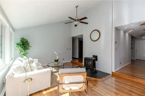 63 Duck Cove Road North Kingstown RI 02852