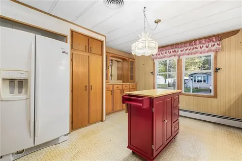 11 Nottingham Place Coventry RI 02816