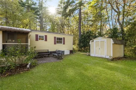 11 Nottingham Place Coventry RI 02816