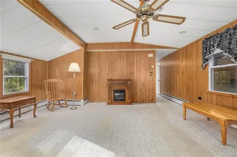 11 Nottingham Place Coventry RI 02816