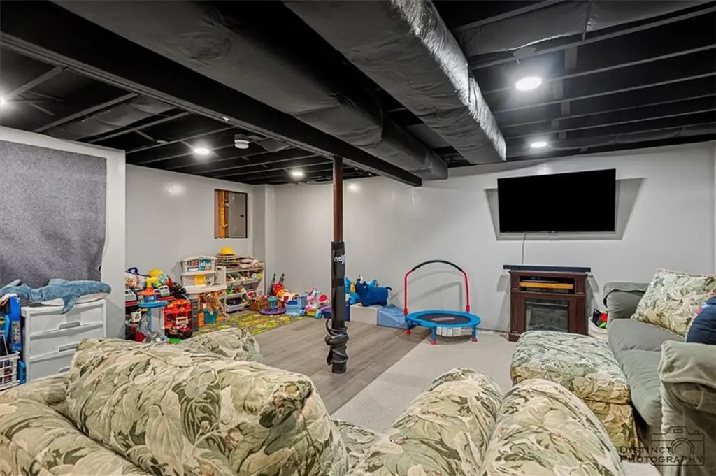 21 Riverview Avenue Smithfield RI 02917