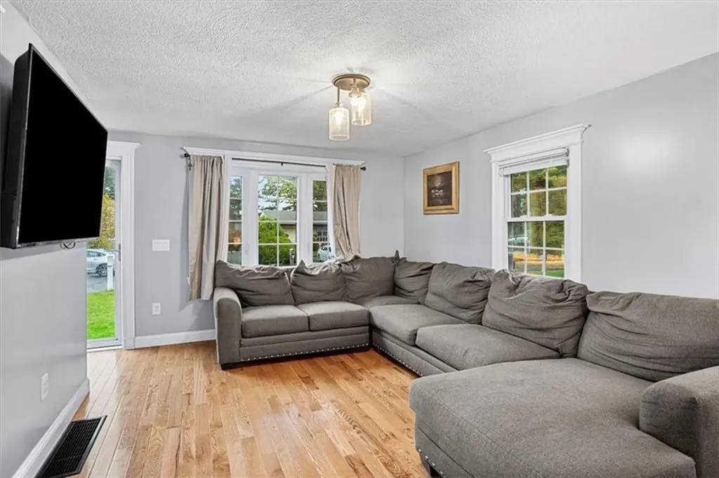 21 Riverview Avenue Smithfield RI 02917