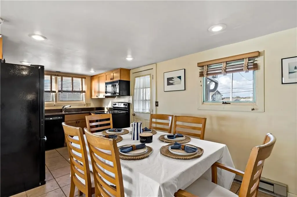 975 Matunuck Beach Road South Kingstown RI 02879