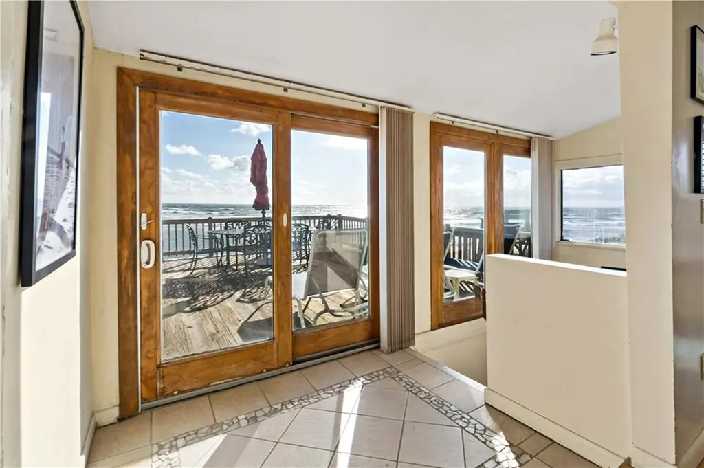 975 Matunuck Beach Road South Kingstown RI 02879