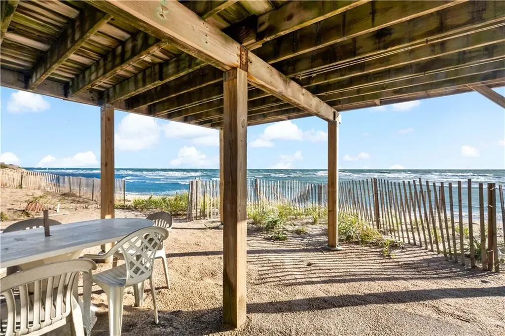 975 Matunuck Beach Road South Kingstown RI 02879