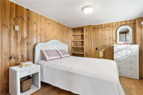 975 Matunuck Beach Road South Kingstown RI 02879