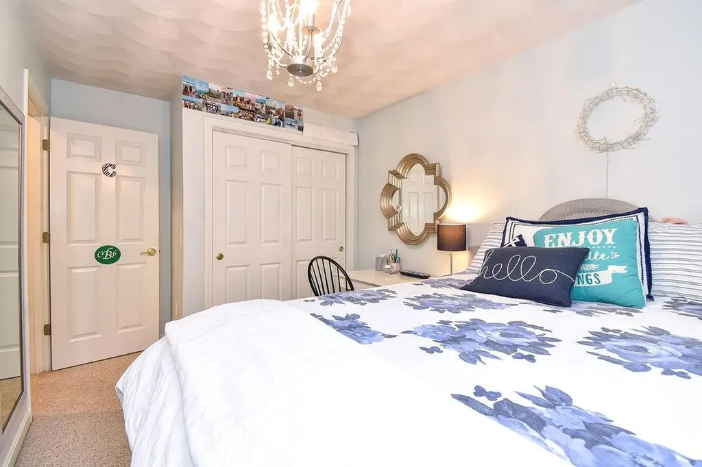 45 Country Lane Warwick RI 02886