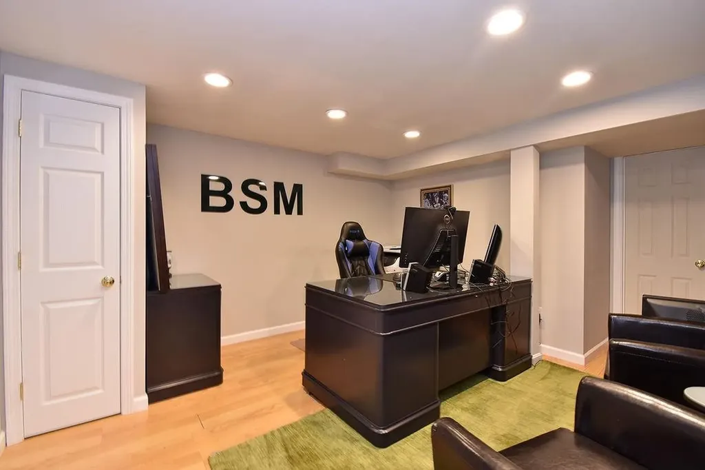 45 Country Lane Warwick RI 02886