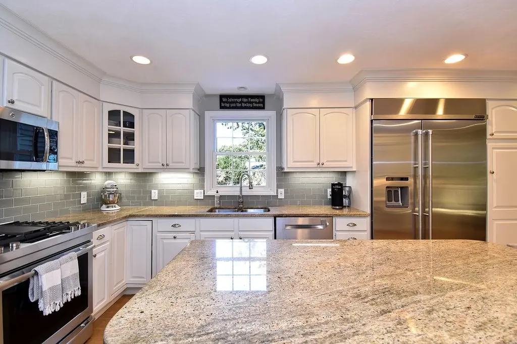 45 Country Lane Warwick RI 02886