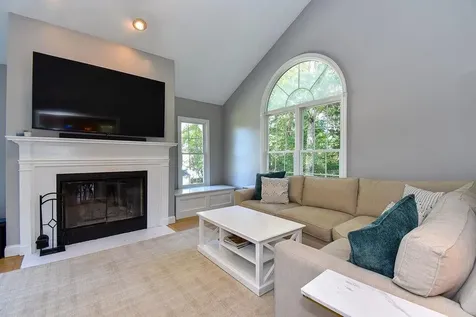 45 Country Lane Warwick RI 02886