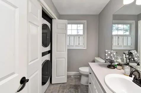 45 Country Lane Warwick RI 02886