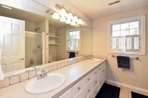 45 Country Lane Warwick RI 02886