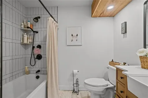 33 Slavin Path Glocester RI 02814