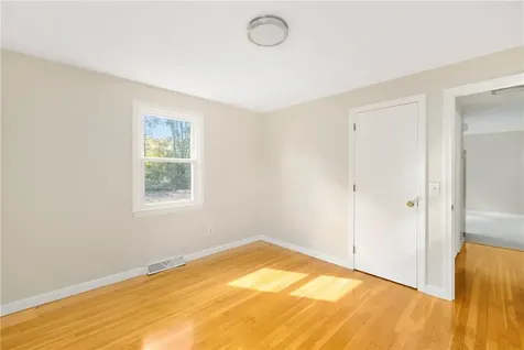 620 Dry Bridge Road North Kingstown RI 02852