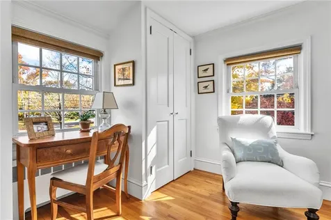 16 Highview Avenue Barrington RI 02806