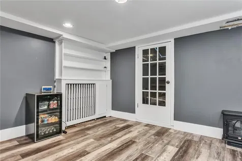 16 Highview Avenue Barrington RI 02806