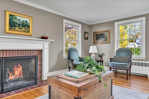 16 Highview Avenue Barrington RI 02806