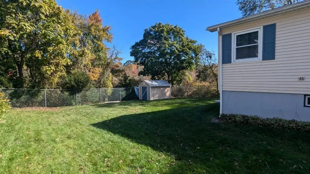 80 Hollywood Avenue Warwick RI 02888