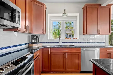 138 Rebels Way Portsmouth RI 02871