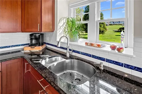 138 Rebels Way Portsmouth RI 02871