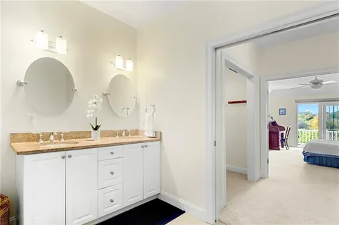 138 Rebels Way Portsmouth RI 02871