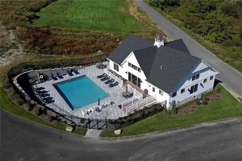 138 Rebels Way Portsmouth RI 02871