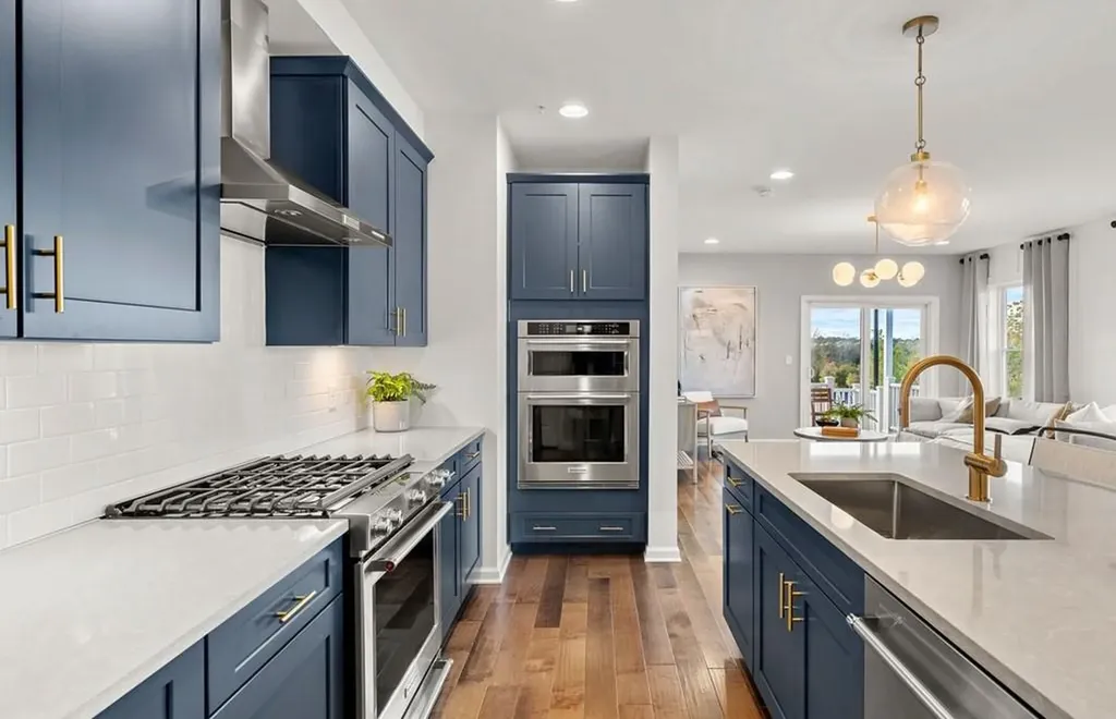 32 East Point Drive East Providence RI 02916