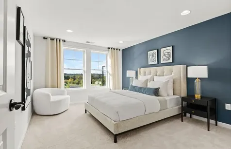 32 East Point Drive East Providence RI 02916