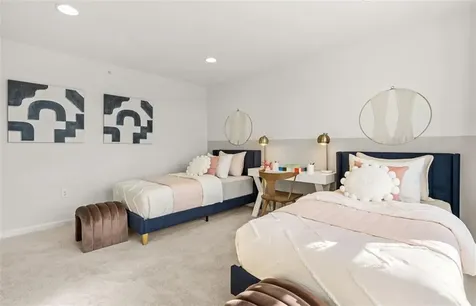 32 East Point Drive East Providence RI 02916