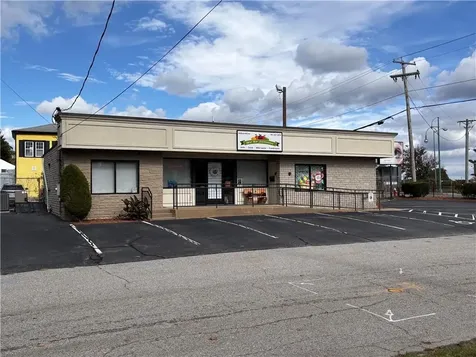1923 Post Road Warwick RI 02886