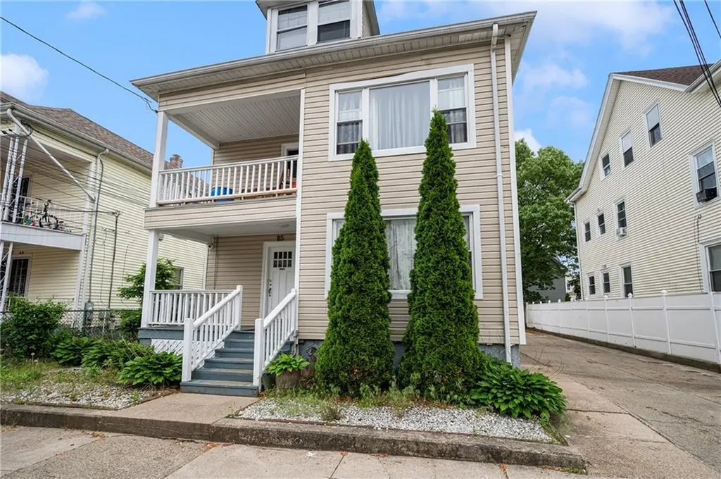 85 Englewood Avenue Pawtucket RI 02860