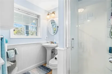 5 Leland Point Drive Portsmouth RI 02871