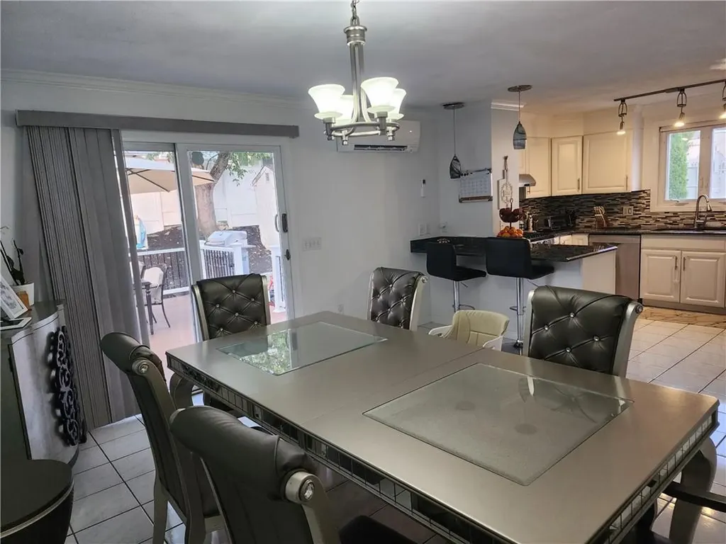 23 Tremont Street North Providence RI 02904