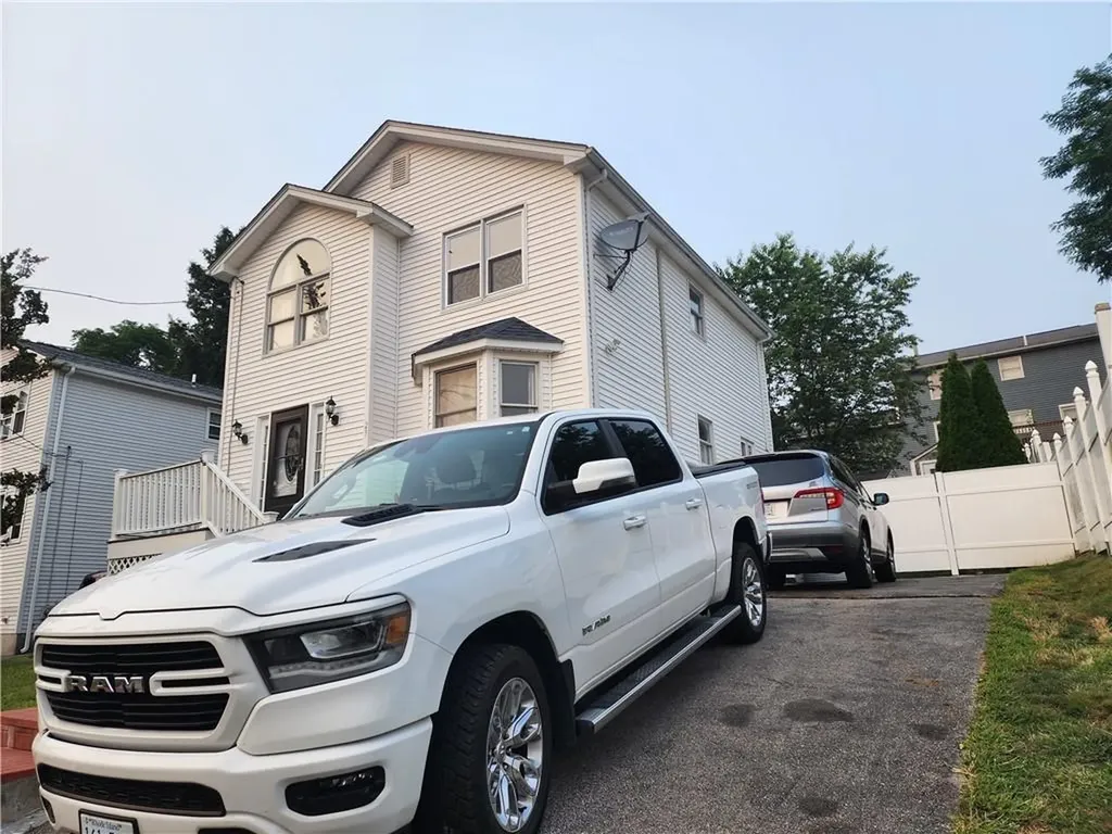 23 Tremont Street North Providence RI 02904