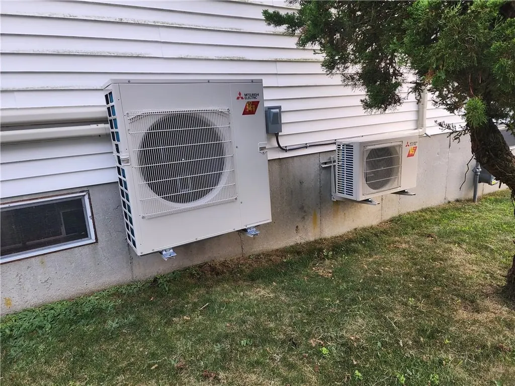 23 Tremont Street North Providence RI 02904