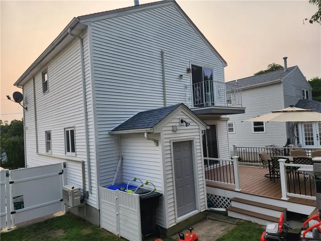 23 Tremont Street North Providence RI 02904